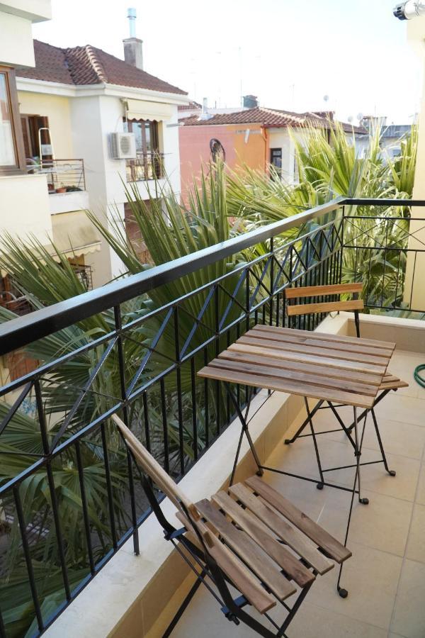 Modern Apartment In Οld Τown 塞萨洛尼基 外观 照片