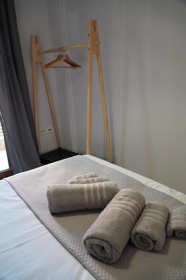 Modern Apartment In Οld Τown 塞萨洛尼基 外观 照片