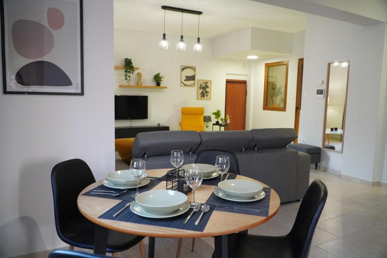 Modern Apartment In Οld Τown 塞萨洛尼基 外观 照片